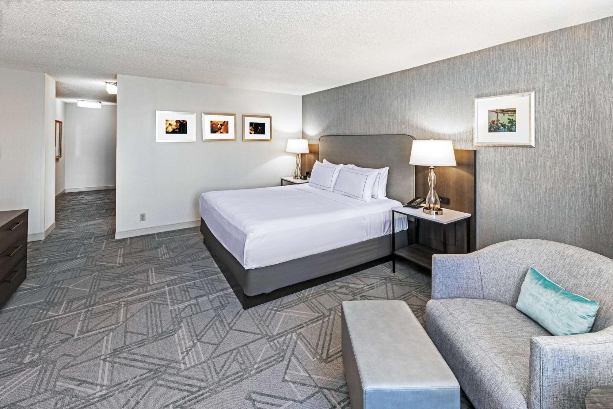 King Room,1629393460:JPEG