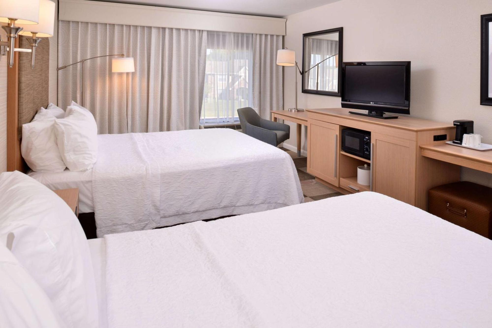 Queen Room with Two Queen Beds - Non-Smoking